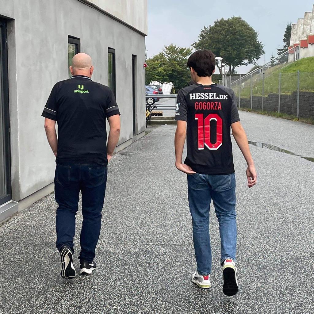 Talentudvikling vs. Indkøb: Den store kontrast mellem FC Midtjylland og&nbsp;AGF